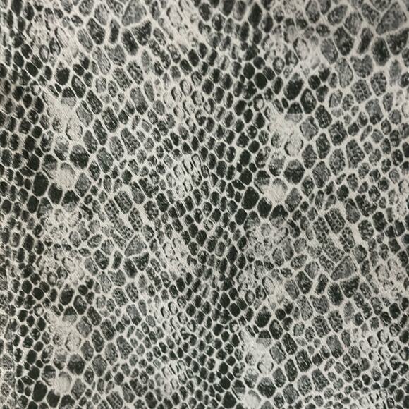 Adriano Goldschmied AG Snakeskin Mari High Rise Straight Pant 33R Plus Size - Picture 8 of 10